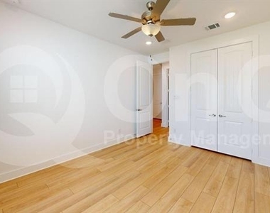 2950 Frederick Drive - Photo Thumbnail 11