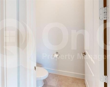 2950 Frederick Drive - Photo Thumbnail 6
