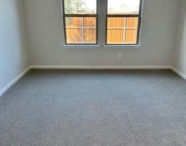 9313 Winding Creek Drive - Photo Thumbnail 5