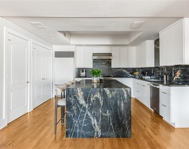 3401 Lee Parkway - Photo Thumbnail 10