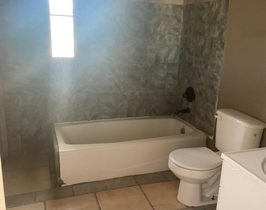 1165 E 10th Street - Photo Thumbnail 10