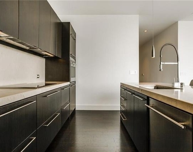 2200 Victory Avenue - Photo Thumbnail 11