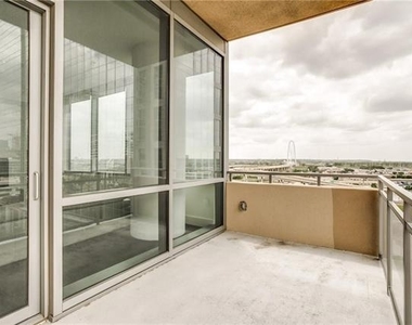 2200 Victory Avenue - Photo Thumbnail 20