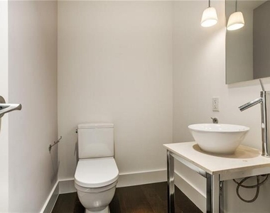 2200 Victory Avenue - Photo Thumbnail 18