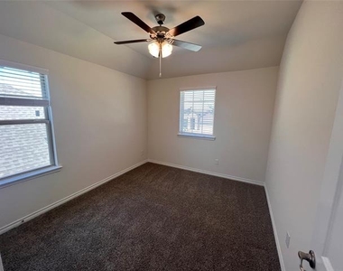 11240 Aspen Trail - Photo Thumbnail 25