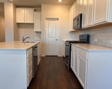 11240 Aspen Trail - Photo Thumbnail 24