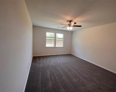11240 Aspen Trail - Photo Thumbnail 17