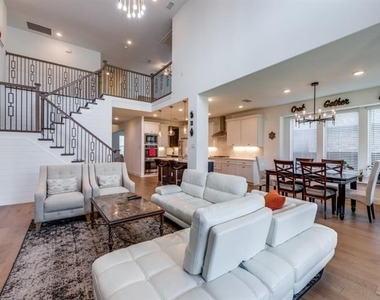 1701 Rain Lily Street - Photo Thumbnail 4