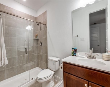 1701 Rain Lily Street - Photo Thumbnail 15