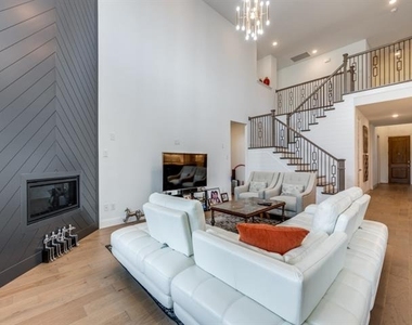 1701 Rain Lily Street - Photo Thumbnail 5