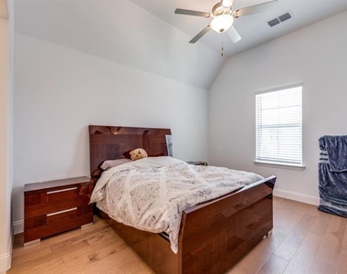 1701 Rain Lily Street - Photo Thumbnail 21