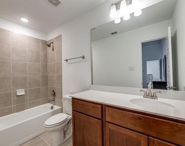 1701 Rain Lily Street - Photo Thumbnail 22