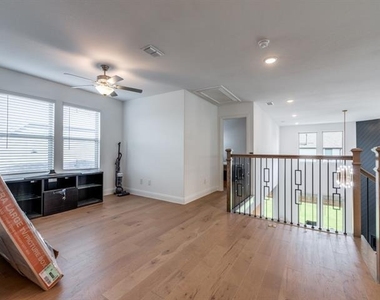 1701 Rain Lily Street - Photo Thumbnail 17