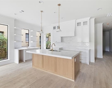 3511 Westminster Avenue - Photo Thumbnail 4