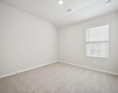 6400 Texas Ranger Trail - Photo Thumbnail 10