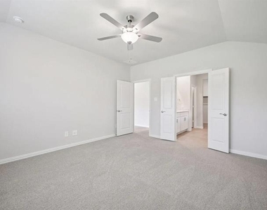 6400 Texas Ranger Trail - Photo Thumbnail 5