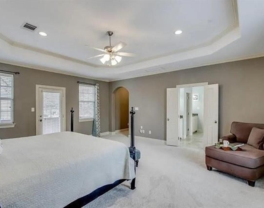 4929 Homer Street - Photo Thumbnail 8