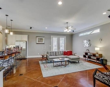 4929 Homer Street - Photo Thumbnail 4