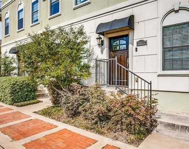 3405 Bryan Street - Photo Thumbnail 1
