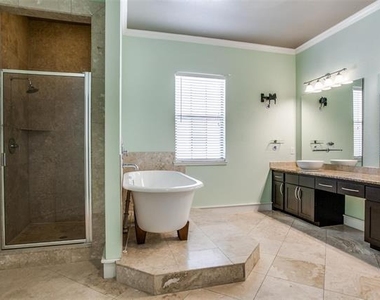 3405 Bryan Street - Photo Thumbnail 10