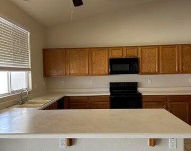 7932 E Plata Avenue - Photo Thumbnail 10