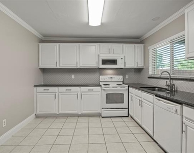 2223 Lockwood Drive - Photo Thumbnail 12