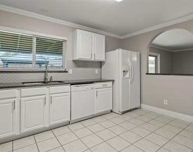 2223 Lockwood Drive - Photo Thumbnail 14