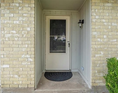 2223 Lockwood Drive - Photo Thumbnail 32