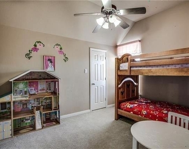 4533 Delaina Drive - Photo Thumbnail 8