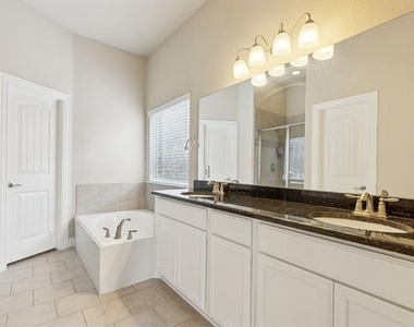4112 Wavertree Road - Photo Thumbnail 18