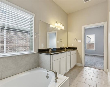 4112 Wavertree Road - Photo Thumbnail 19