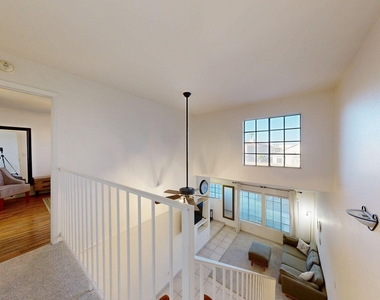 8625 E Belleview Place - Photo Thumbnail 7