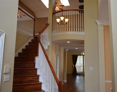 9320 Ponderosa Trail - Photo Thumbnail 1
