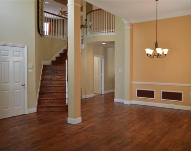 9320 Ponderosa Trail - Photo Thumbnail 4