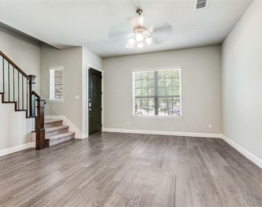 1544 Windermere Way - Photo Thumbnail 3