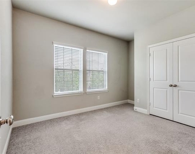 1544 Windermere Way - Photo Thumbnail 6