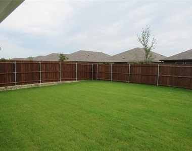 1612 Tin Roof Road - Photo Thumbnail 3