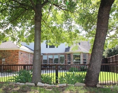 11000 Breezewood Drive - Photo Thumbnail 24
