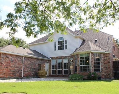 11000 Breezewood Drive - Photo Thumbnail 25