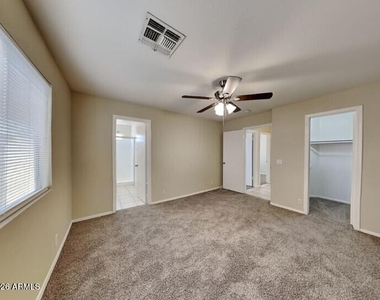 2031 N 83rd Drive - Photo Thumbnail 10