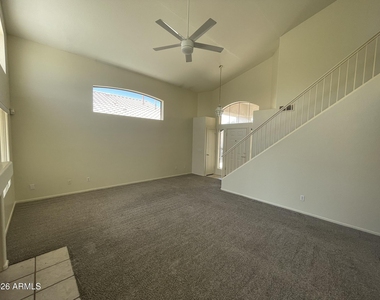 4725 E Goldfinch Gate Lane - Photo Thumbnail 18