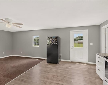 1657 E 2nd Street - Photo Thumbnail 13