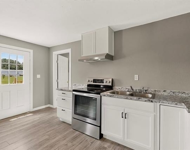 1657 E 2nd Street - Photo Thumbnail 11