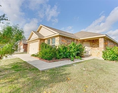 517 Milo Way - Photo Thumbnail 31