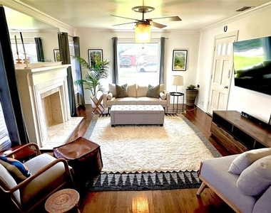 7515 Morton Street - Photo Thumbnail 2