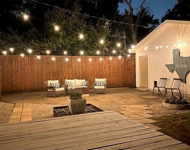 7515 Morton Street - Photo Thumbnail 15