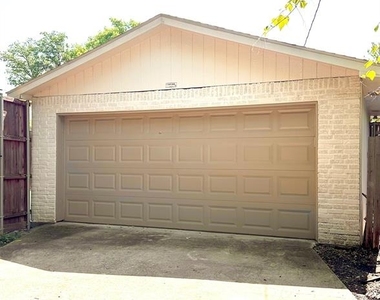 7515 Morton Street - Photo Thumbnail 14