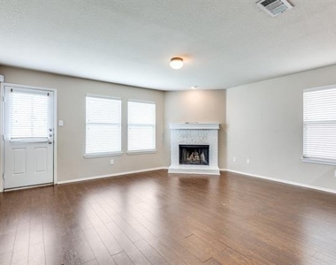 2417 Grand Rapids Drive - Photo Thumbnail 1