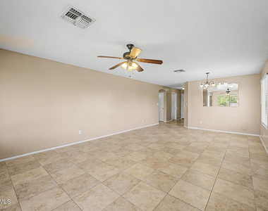 13153 W Mauna Loa Lane - Photo Thumbnail 5