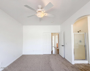 606 W Beautiful Lane - Photo Thumbnail 25
